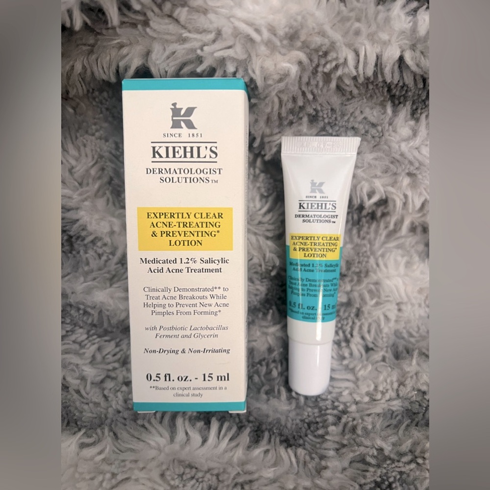 Kiehl's Expertly Clear Acne Treating & Preventing Lotion
